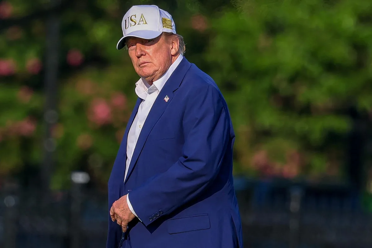 Echecs diplomatiques, revers électoraux, sondages en baisse… Le sale été de Donald Trump