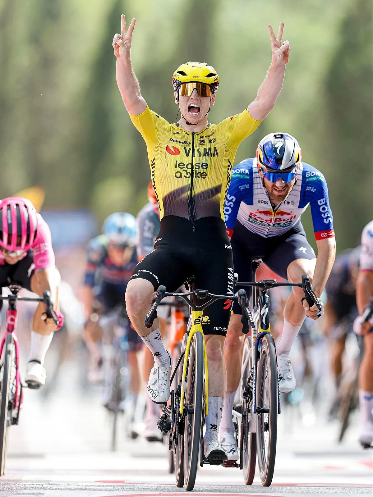 Britânico Matthew Brennan bisa com triunfo na quinta etapa da Vuelta