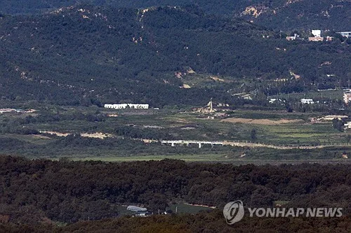 DMZ 수색작전 중 지뢰 추정 폭발…발목절단 간부 헬기후송(종합2보)