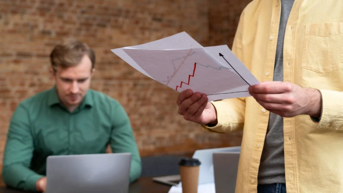 Más puestos, menos empleo: la economía crea trabajo, pero no empleadores