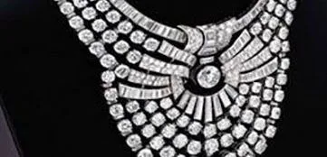Collier mit 673 Diamanten aus Wiener Museum gestohlen