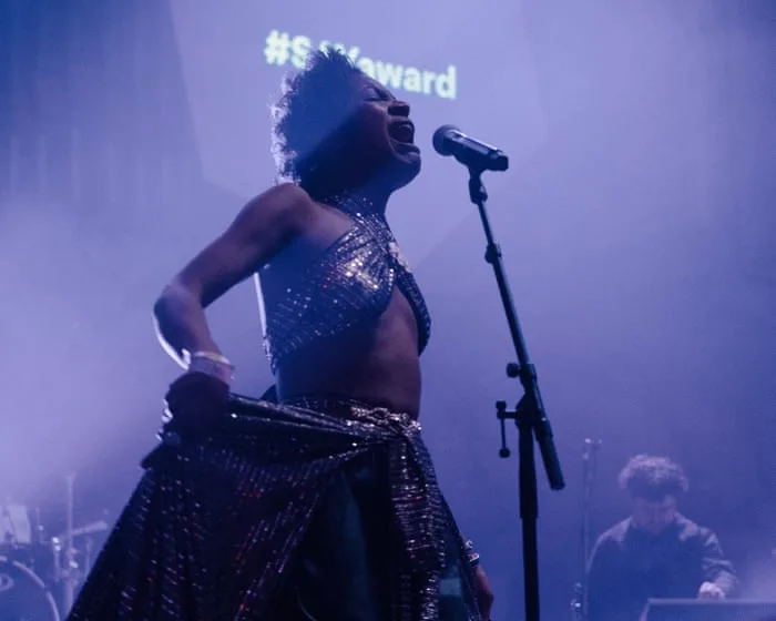 Bel review – the powerful life force and haunting absence of a traumatised singer-songwriter