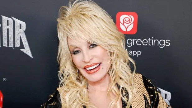 Representante revela causa da morte de Dolly Parton Representante revela causa da morte de Dolly Parton