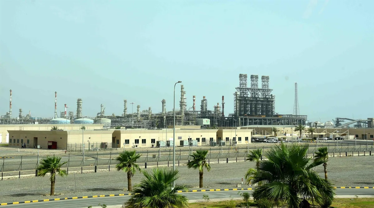 Francia comienza el despliegue de su asistencia militar a Arabia Saudí para proteger los yacimientos en Yanbu