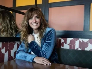 Laëtitia Milot fera son retour sur TF1 dans la prochaine saison de « Léo Mattéï », actuellement en tournage