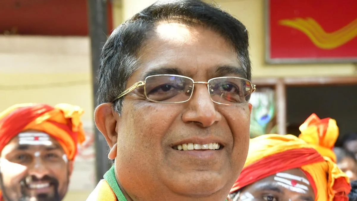 SIR protest: Former Bengaluru top cop and BJP leader Bhaskar Rao seeks verification of Dhruv Rathee’s citizenship, visa conditions