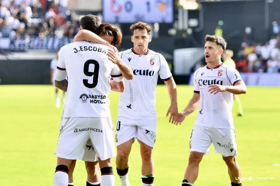 Ceuta - Real Oviedo: TV, horario y cómo ver LaLiga Hypermotion online
