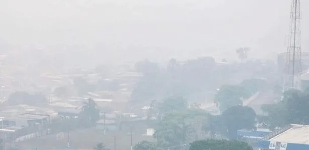 Manaus suspende aulas da rede municipal devido a fumaça de queimadas