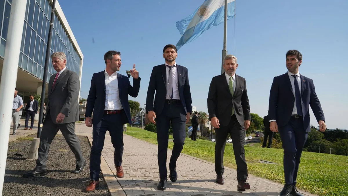 En una tensa semana política, doce gobernadores compartirán encuentros con Santilli y Luis Caputo