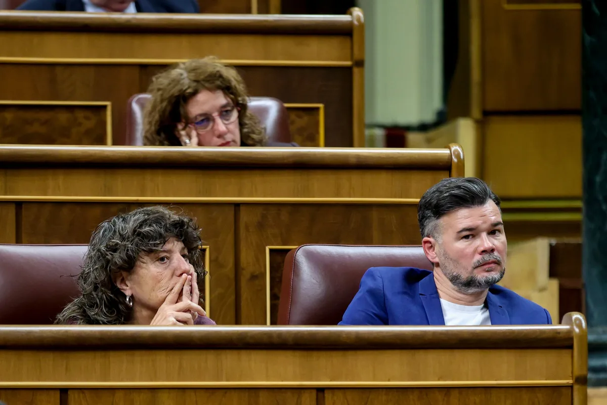 Rufián viajero, la sombra de Colau y el futuro de Junqueras: la inédita campaña que le espera a ERC