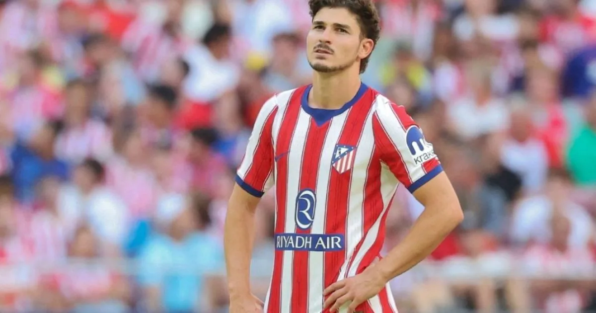 Julián Álvarez volvió en el Atlético Madrid y los hinchas lo silbaron