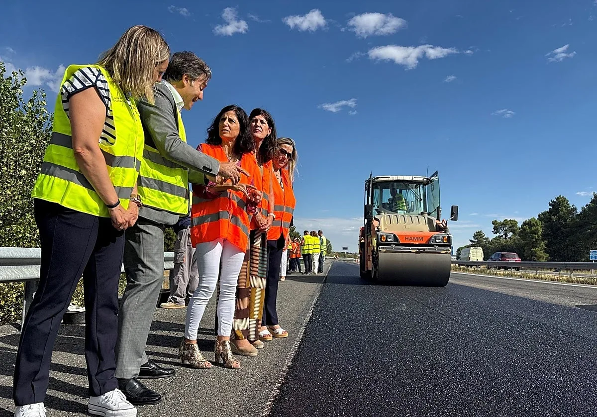 La A-601 entre Cuéllar y Segovia incorpora un tramo experimental para reutilizar material reciclado del propio firme de la carretera