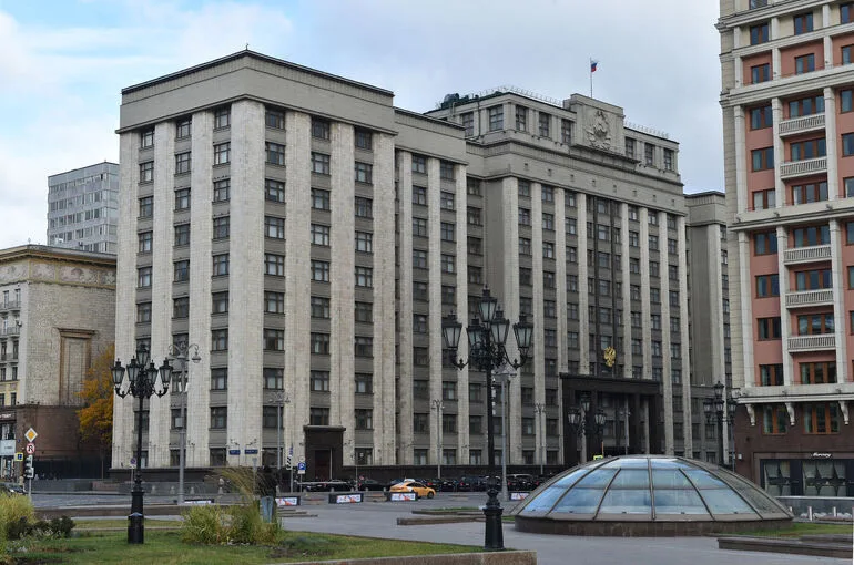 Госдума рассмотрит вопрос об индексации пособий семьям военных