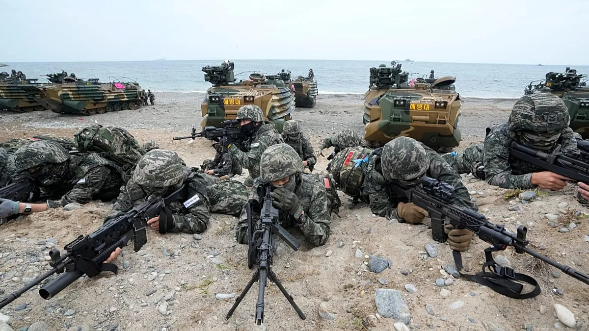 EUA cancelam exercícios navais conjuntos com a Coreia do Sul devido à guerra com o Irão