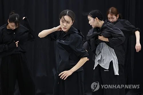흔들리며 나아가는 삶…차세대 안무가 3인의 실험
