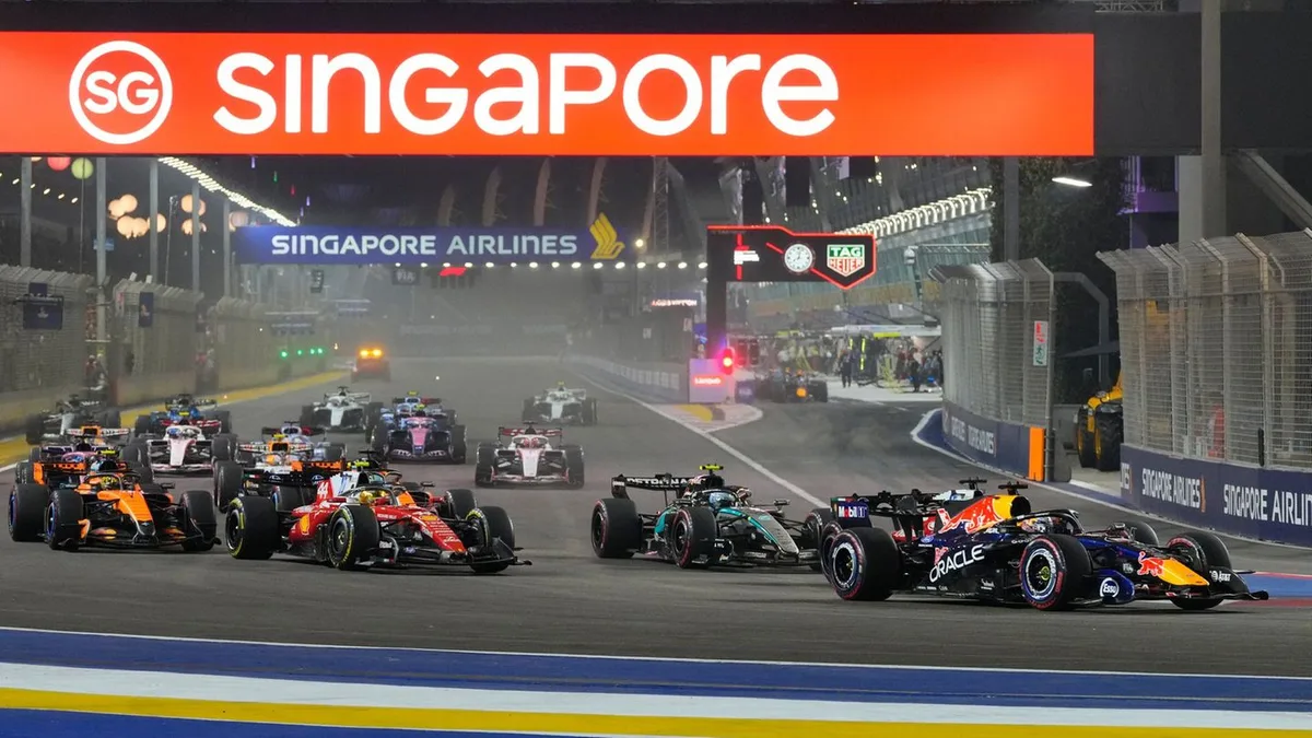 Formel 1 in Singapur: Verstappen krönt Jubiläum - Antonelli kommt WM näher