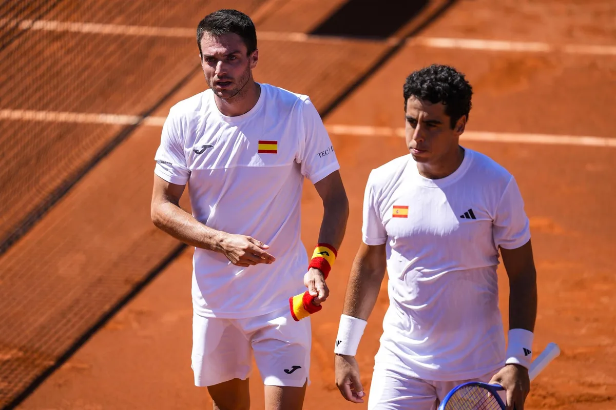 Pedro Martínez y Jaume Munar sacan el billete de España para la Final 8