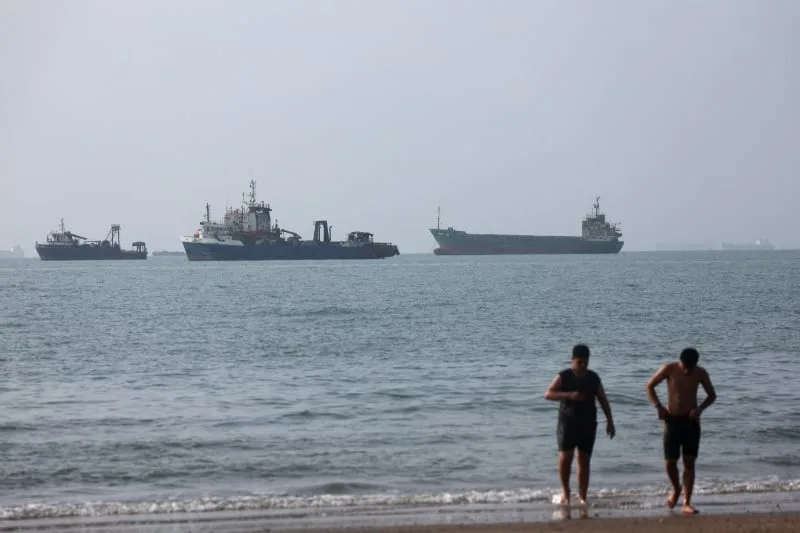 Murió un marinero indio en el ataque a un carguero frente en el estrecho de Ormuz