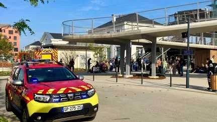 Après un départ de feu sur un TGV reliant Paris à Saint-Malo, ses passagers évacués en gare de Laval