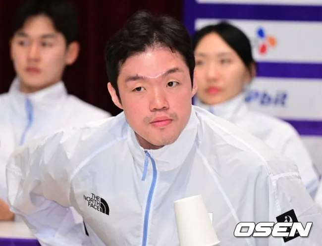 '항저우 8강 탈락→일본에 연속 대패' 남자농구, AG서 자존심 회복 노린다...이승현 "반등 다짐했다"