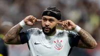 Após renovar com Memphis, Corinthians rebate provocação do Palmeiras; veja