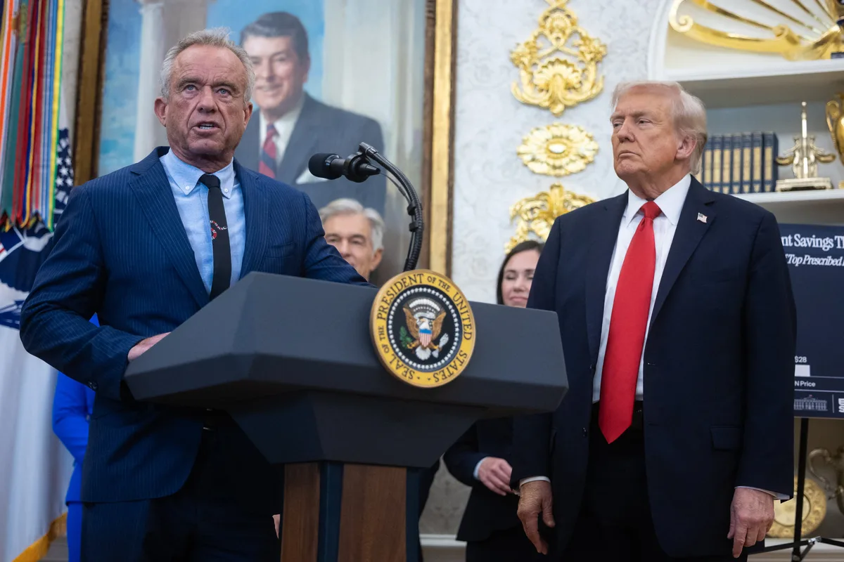 Des Etats-Unis à l'Europe, des attaques contre la science toujours plus inquiétantes : la mise en garde du Pr Alain Fischer