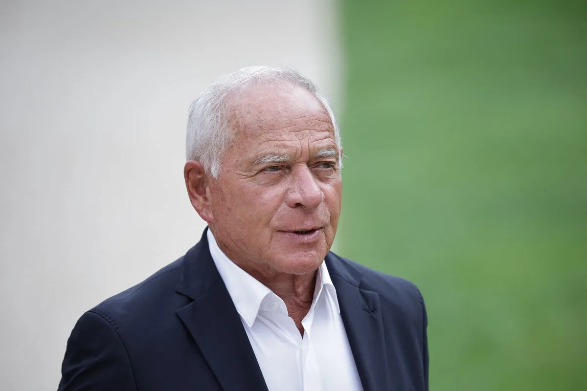 Mort de François Patriat, le président du groupe macroniste au Sénat