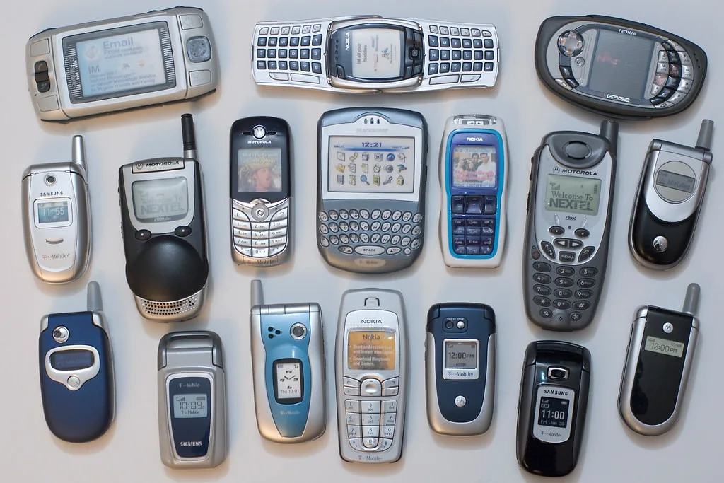 Por que cada vez mais gente está trocando o celular por “dumbphones”