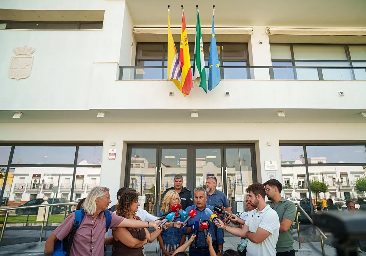 Isla Cristina teme el impacto del tiroteo en su imagen turística en pleno agosto: «No estamos acostumbrados a estos hechos»