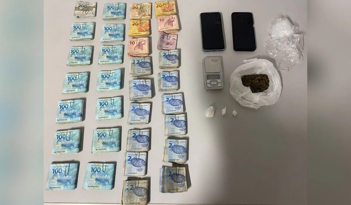 Foragido da Justiça por assassinatos é preso com drogas e quase R$ 40 mil em dinheiro no interior de SP