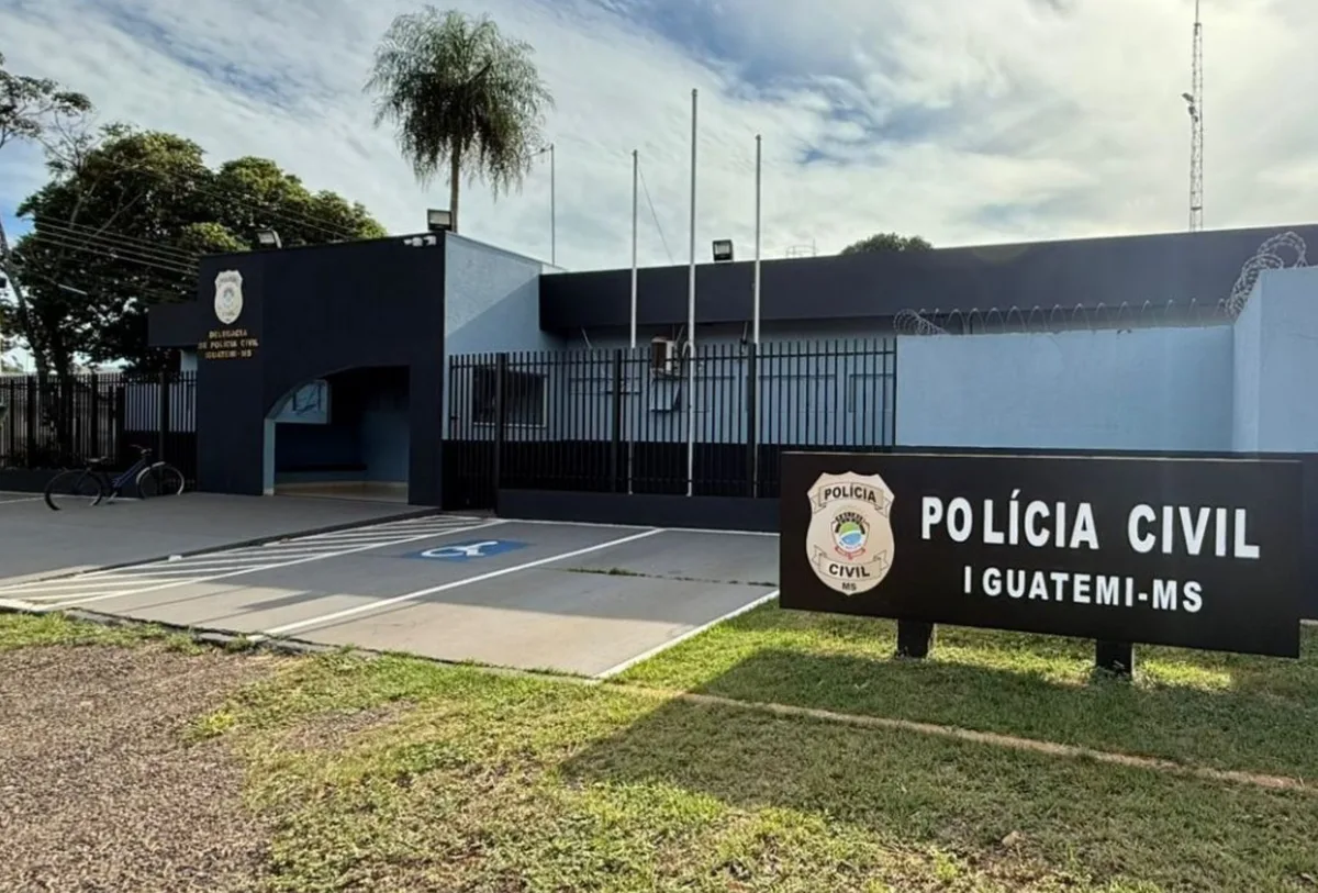 Jovem mata padrasto a facadas e diz que não aguentava agressões à mãe em MS