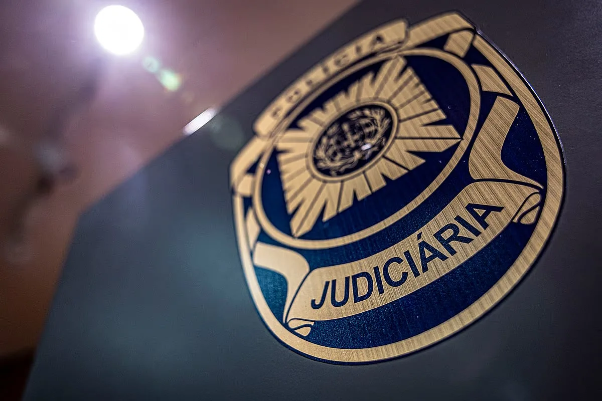 Detido homem suspeito de matar o irmão em São Miguel. Vítima alvo de "múltiplas agressões"