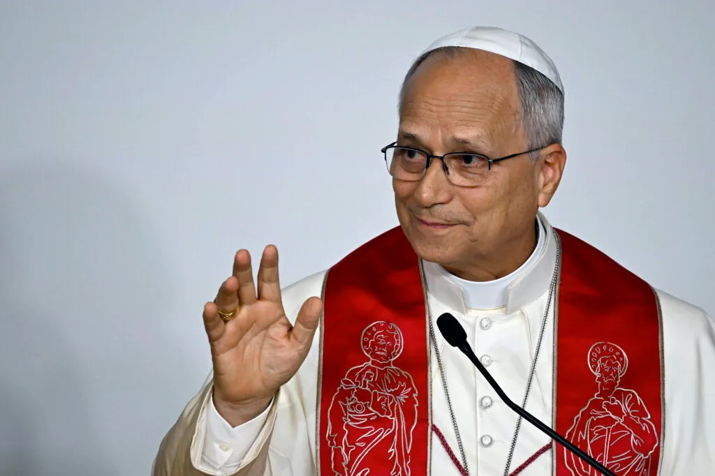 Papa Leão XIV tem cancro no Pulmão, diz Vaticano