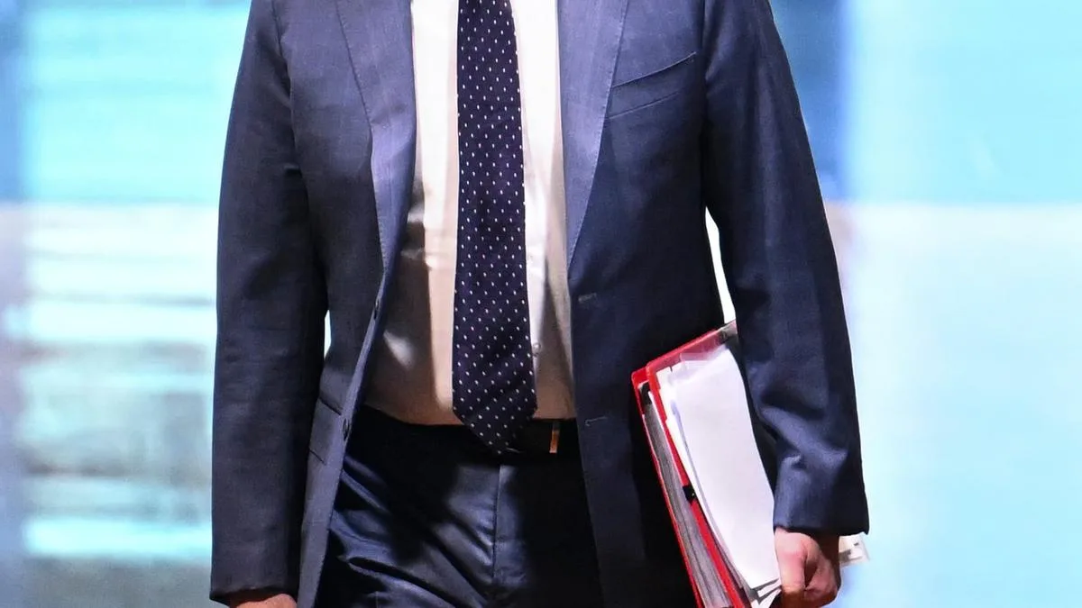 Anthony Albanese jokingly threatens to ‘reinstate HECS’ in wild comedy cameo