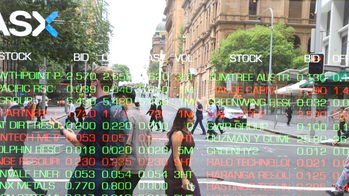 ASX 200 gains as major bank rally defies first US interest rate hike