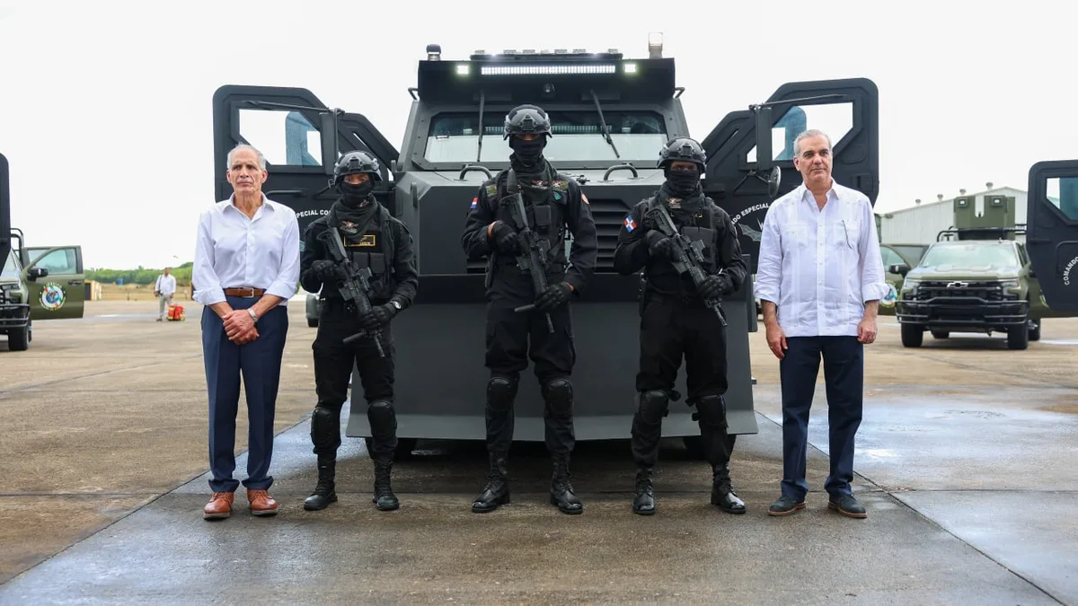 Asfura muestra interés en tecnología militar dominicana para combatir el crimen organizado