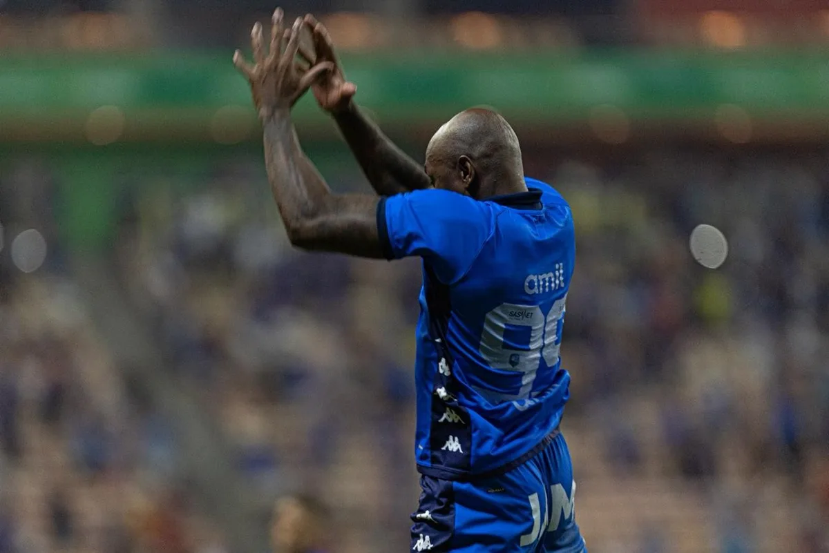 Sassarada de volta! Após 22 jogos, Sassá desencanta em duelo pelo acesso à Série C