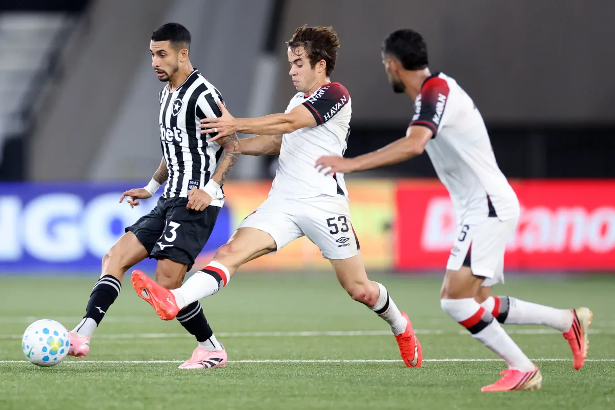 Botafogo 2 x 3 Athletico-PR: veja os melhores momentos pelo Brasileirão
