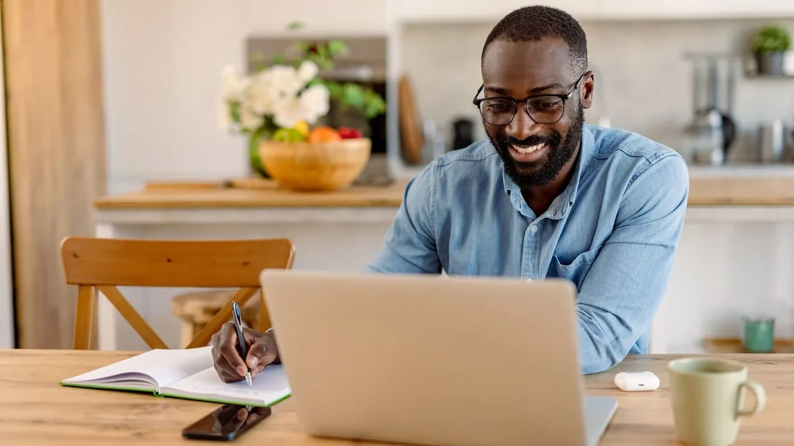 Home office: 41 vagas para trabalho remoto internacional [11/10]