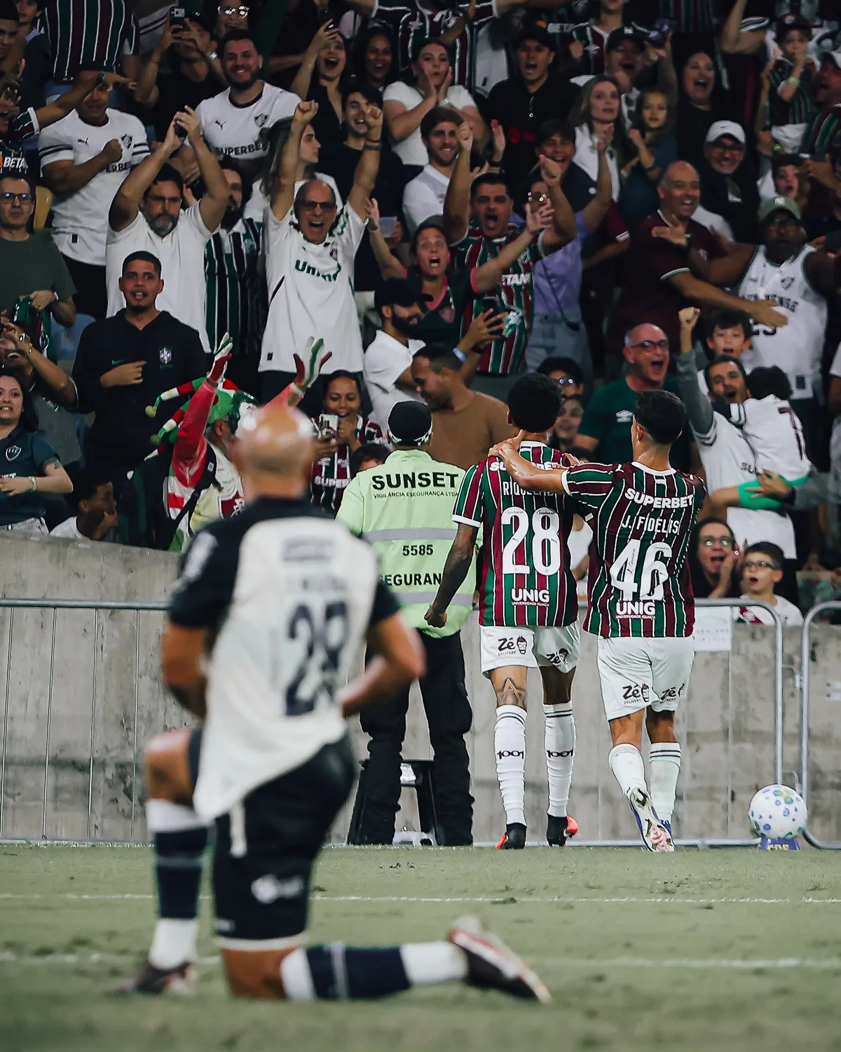 Jovens ressurgem no time, vão bem contra o Remo e recebem apoio de Renê: "São o futuro do Fluminense"