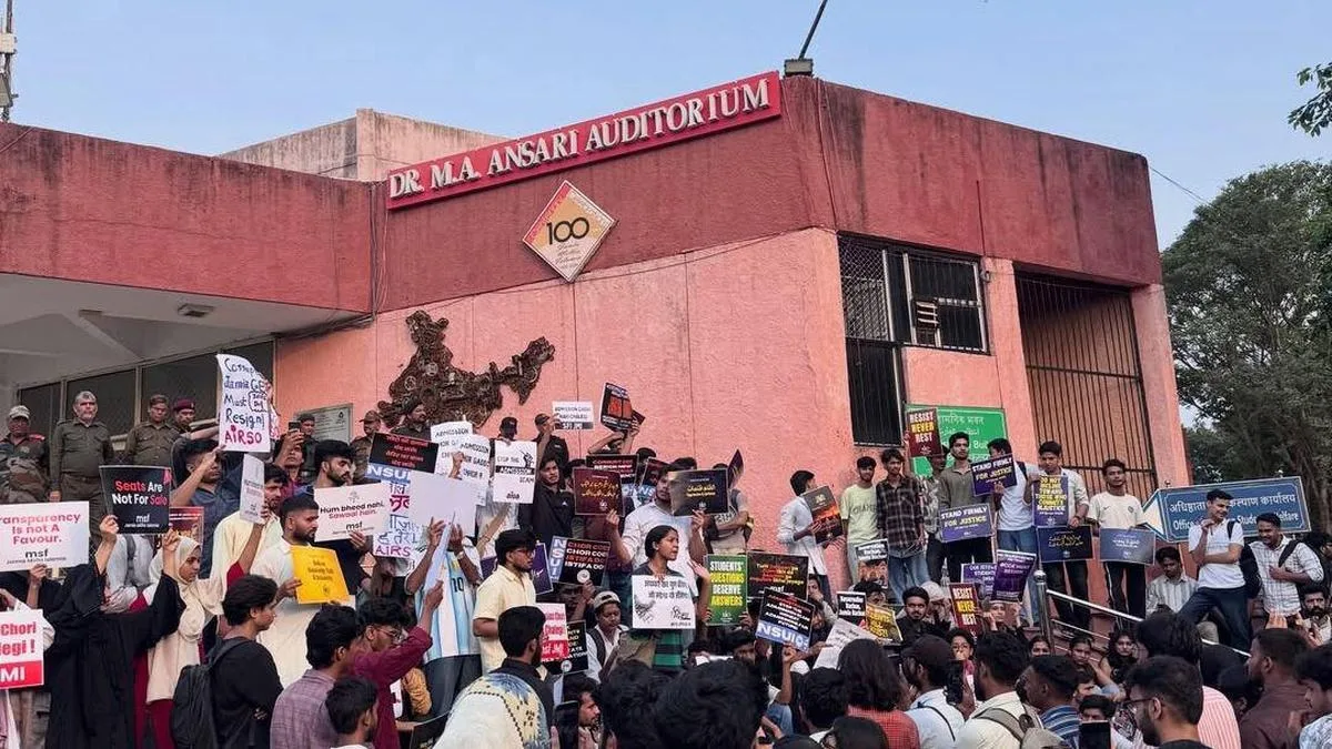 Protest at Jamia: student outfits unite against suspension orders, ‘irregularities’ in admissions