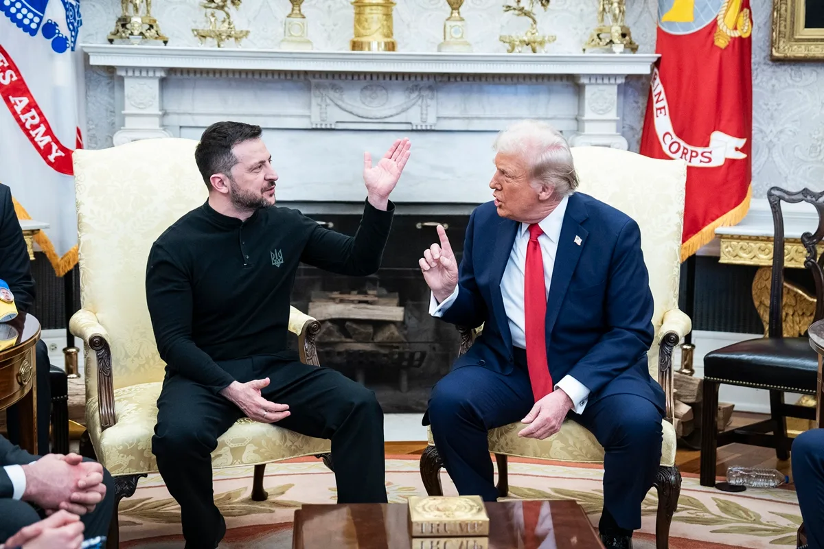 Zelensky diz que é “doloroso” ver Trump escolher lado oposto ao da Ucrânia