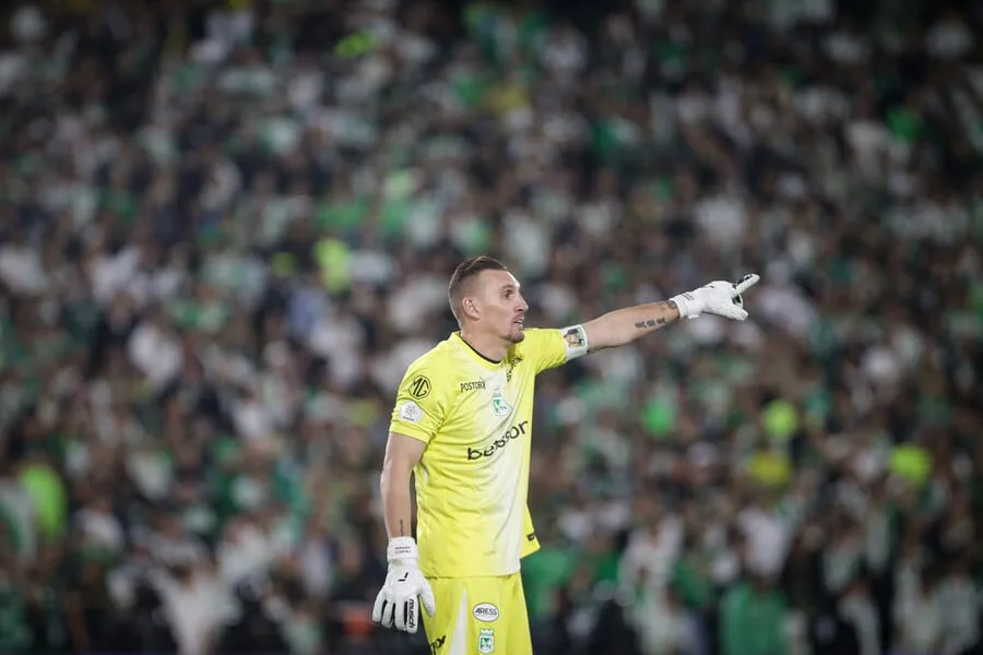 En video | Así motivó Franco Armani, capitán de Atlético Nacional, a James Rodríguez y sus compañeros antes de enfrentar al DIM