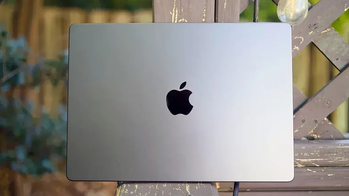 Get the best battery life for your MacBook by changing these settings