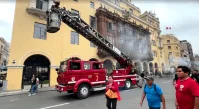 Deslizamento de terra no Peru gera fila de caminhões de 10 km em rodovia