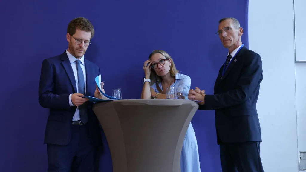Piratage du fisc : l'exécutif présente ses excuses, une autre fuite de données repérée et "coupée"