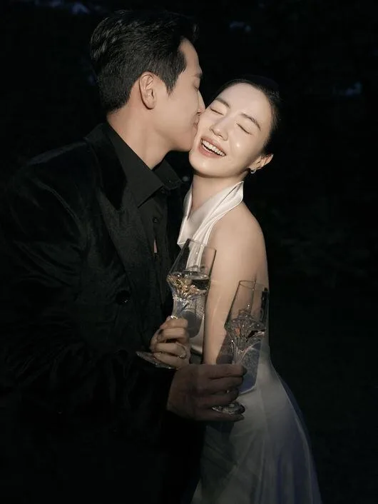 티아라 참석할까…류화영, 다이아 반지 끼고 사업가와 오늘(12일) 결혼 [Oh!쎈 이슈]