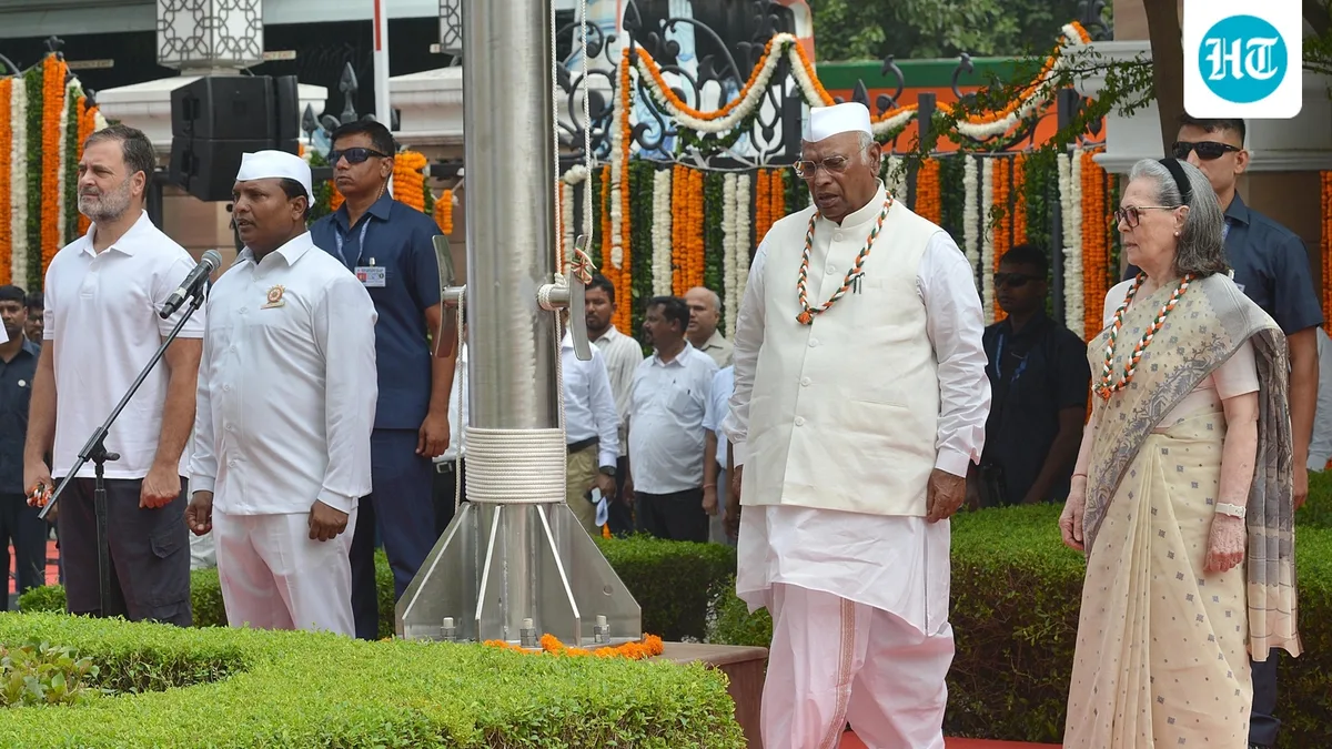 Vande Mataram row: Amit Shah attacks Sonia Gandhi, Congress hits back, cases filed
