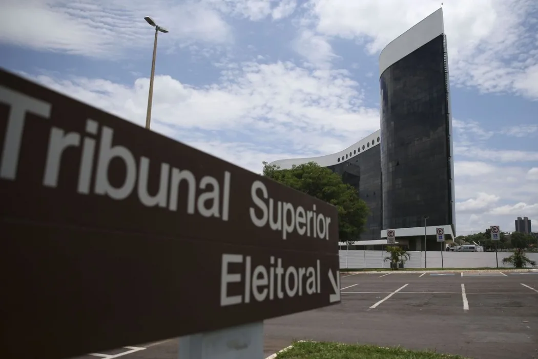 TSE envia representação ao MP para providências sobre filiação de Flávio ao Missão