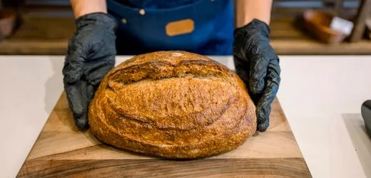 Pfaffenhofen an der Ilm: Wie ein halbes Brot eine Bäckerei aus Bayern 15.000 Euro kostete